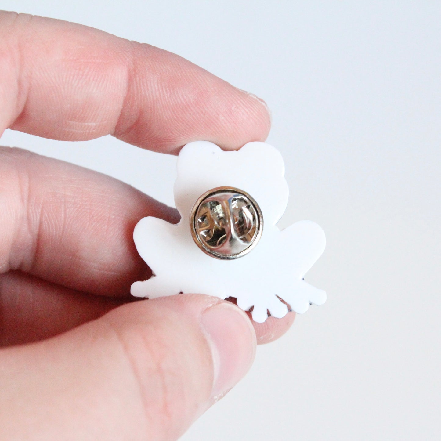 Aromantic Frog Pin