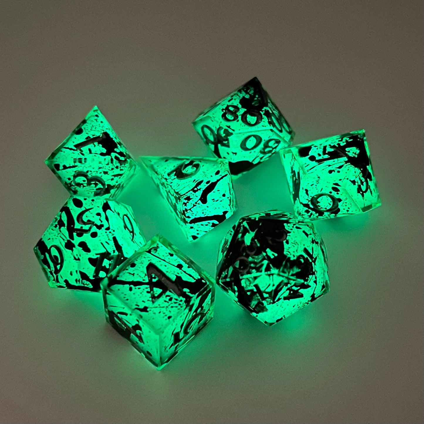 Glowing Radioactive Dice